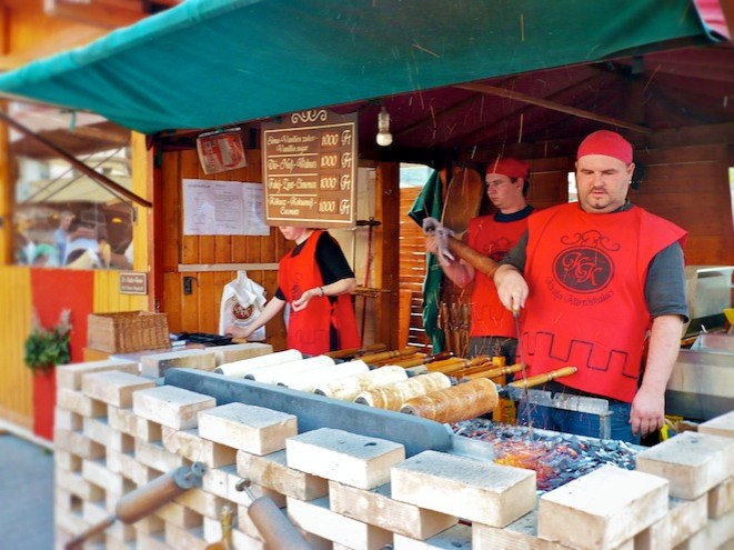 The most delicious street bread you'll ever eat. 