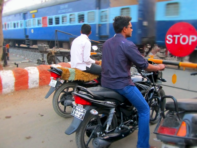 india street train1