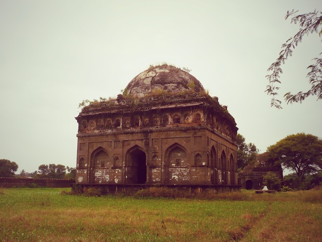 king ahmed basu tomb
