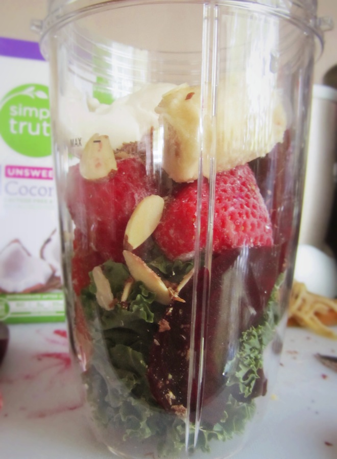beet stawberry smoothie2