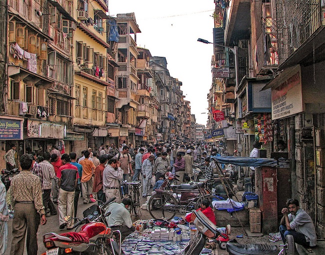 india chaos chor bazaar