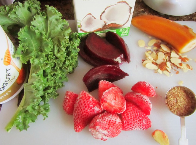 beet stawberry smoothie1