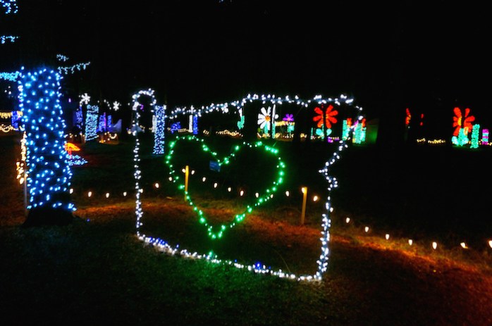 oregon garden christmas4