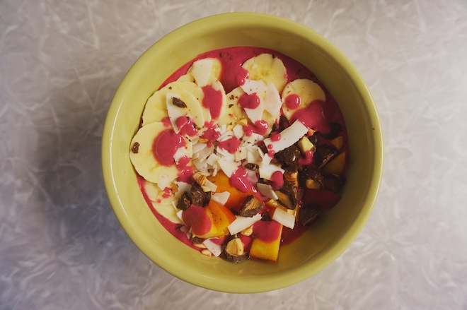 beet smoothie bowl14