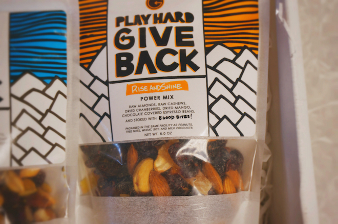 playhard giveback4