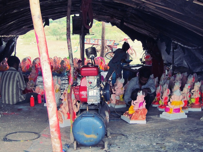 making ganesha statues