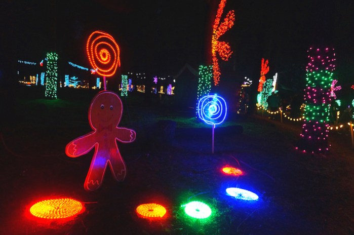 oregon garden christmas17