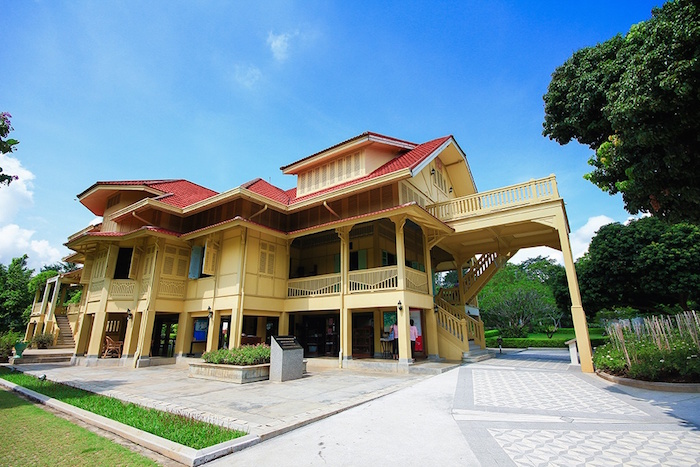 Daraphirom Palace Museum