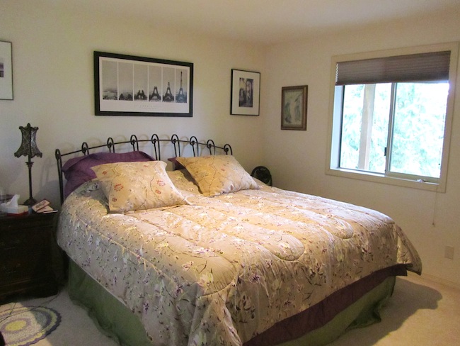 Portland, Oregon. September 2013. Our Airbnb room, the "Paris room"