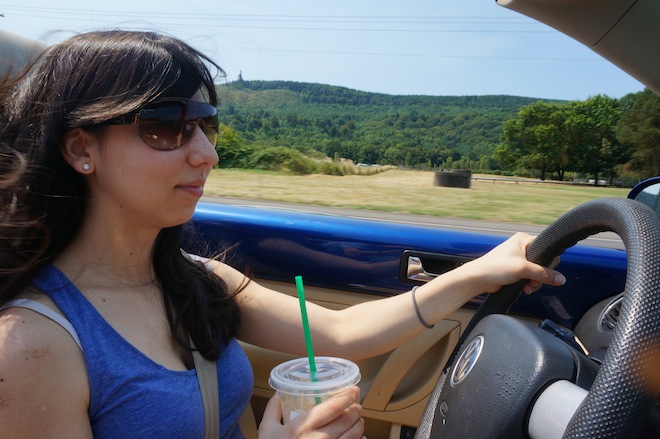 The best part of my weekend. Enjoying the wind, the sun, a frappe, and the country on a convertible bug. 